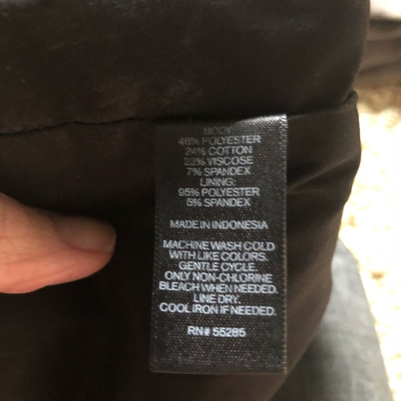 Express Pencil Skirt - Picture 4 of 4